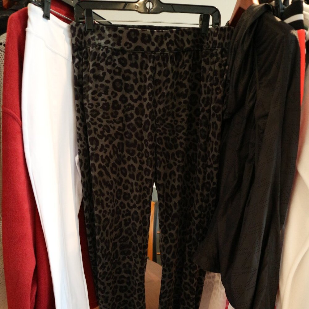 Pam & Gela Animal Print Leggings